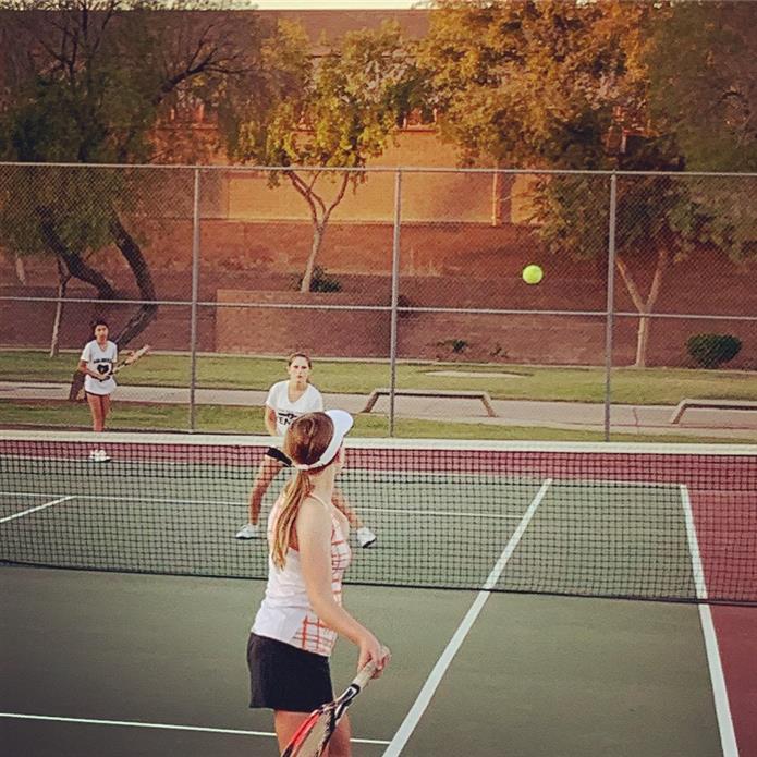  Alex and Yvette versus Corona del Sol